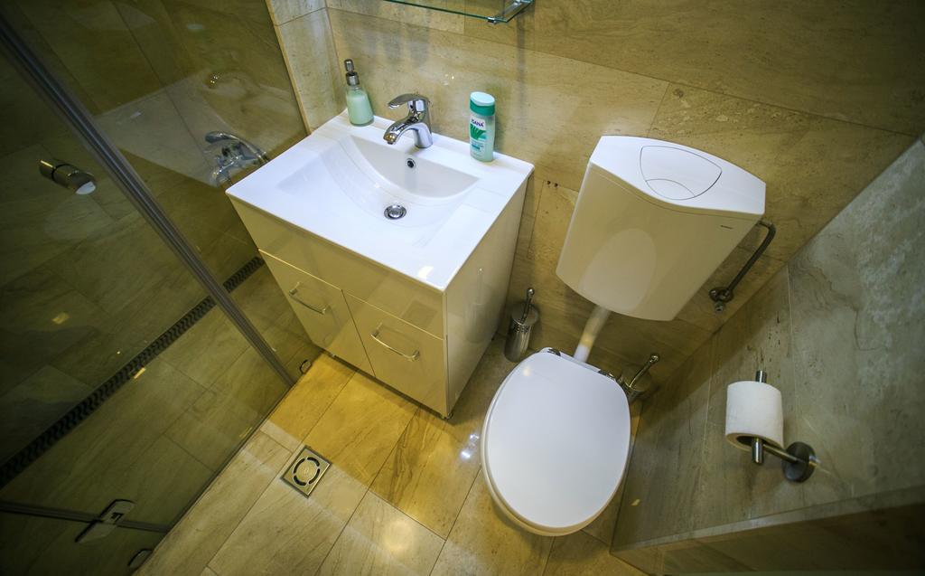 Budapest Downtown Apartments With Balcony & Optional Garage & Restaurant In The Building Zimmer foto